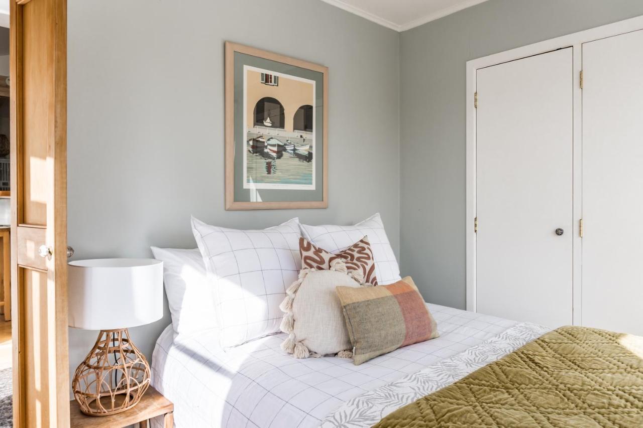 Kowhai Cottage & Studio Raglan Dış mekan fotoğraf